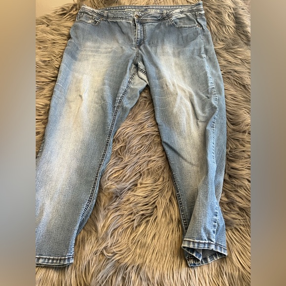 Avenue denim legging♥️ - Picture 2 of 4